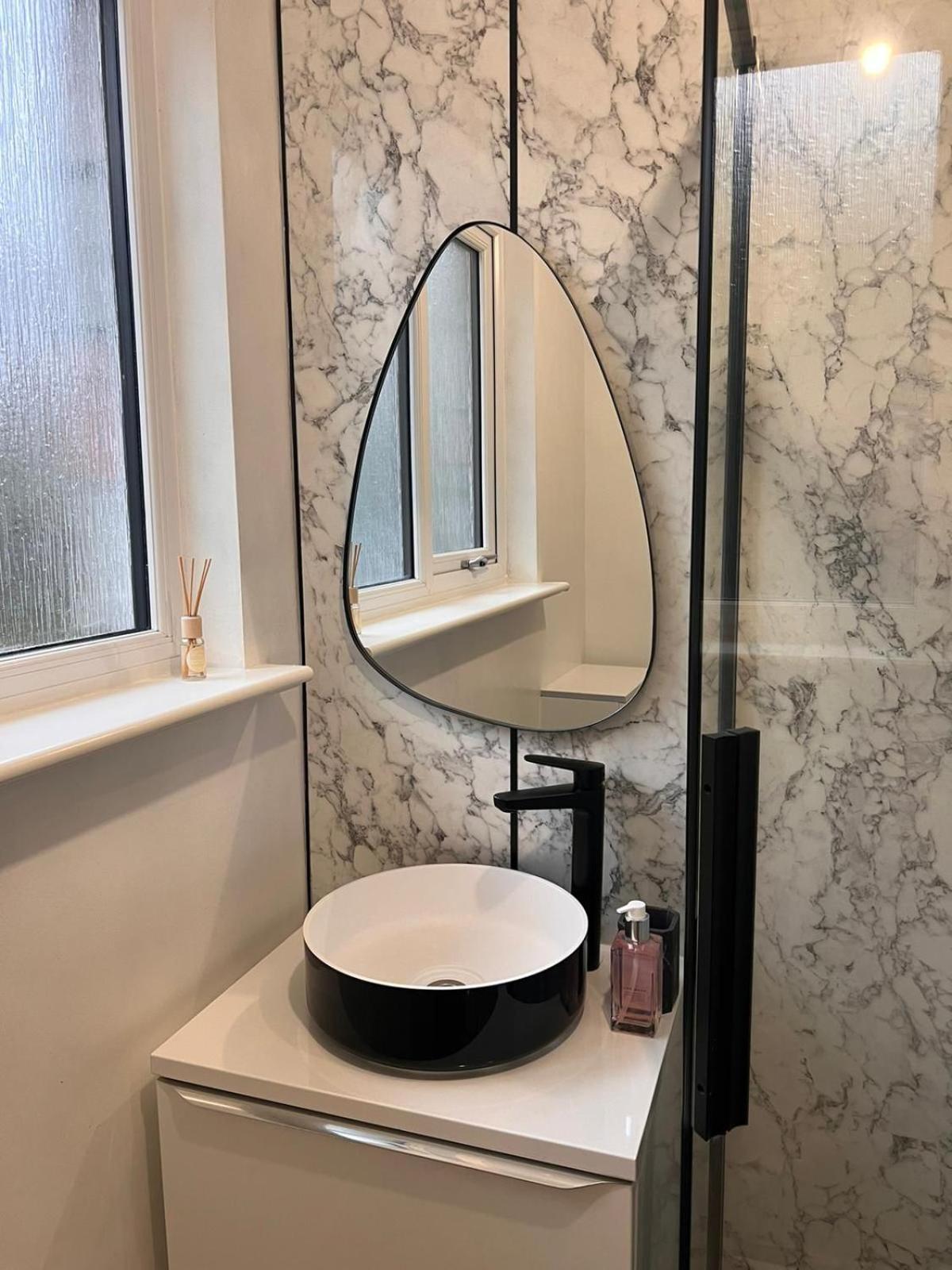 Shared House In Central Location אינברנס מראה חיצוני תמונה