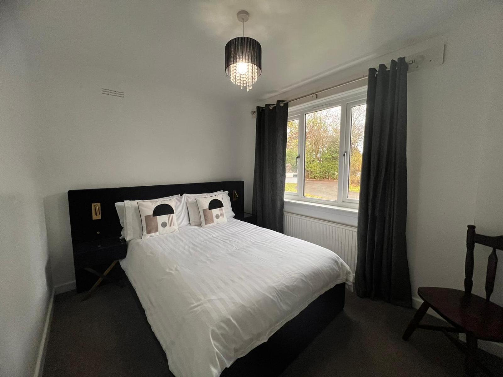 Shared House In Central Location אינברנס מראה חיצוני תמונה