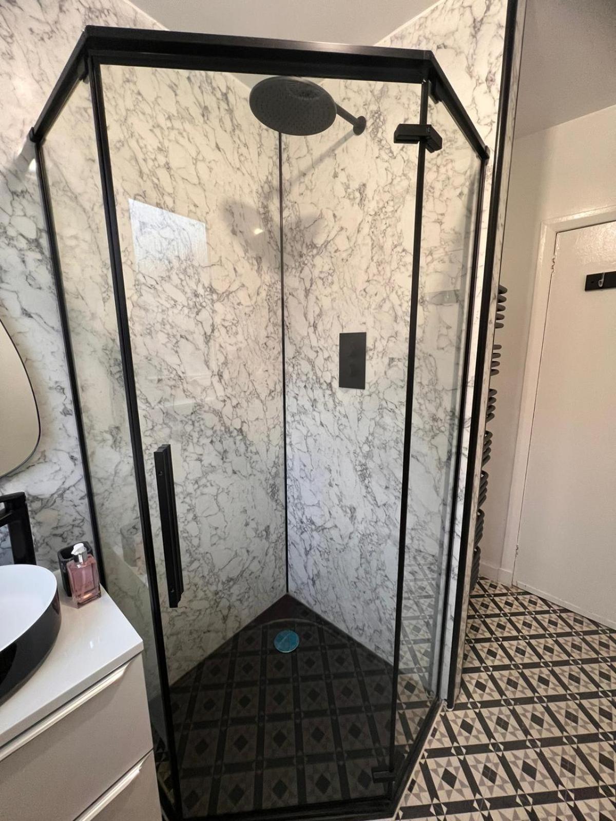 Shared House In Central Location אינברנס מראה חיצוני תמונה